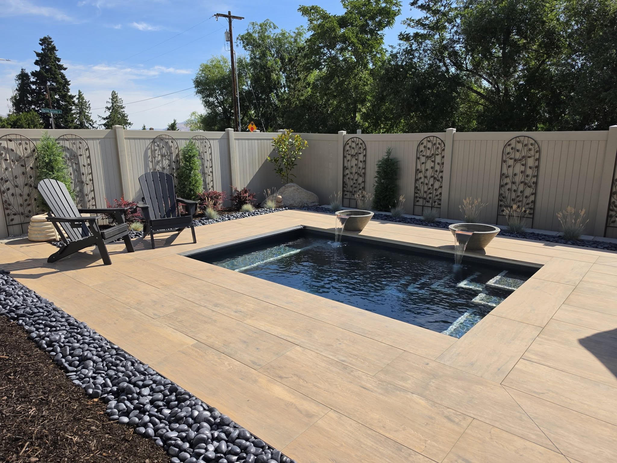 Wenatchee Plunge Pool detail 2