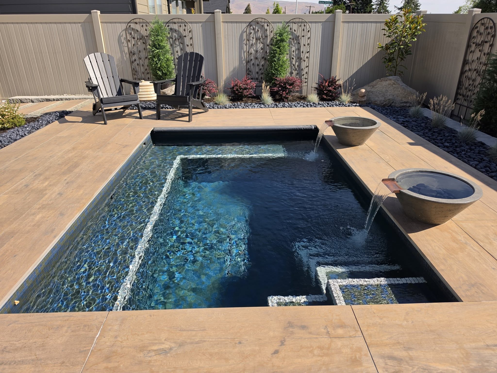 Wenatchee Plunge Pool detail 3
