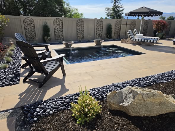 Wenatchee Plunge Pool detail 6